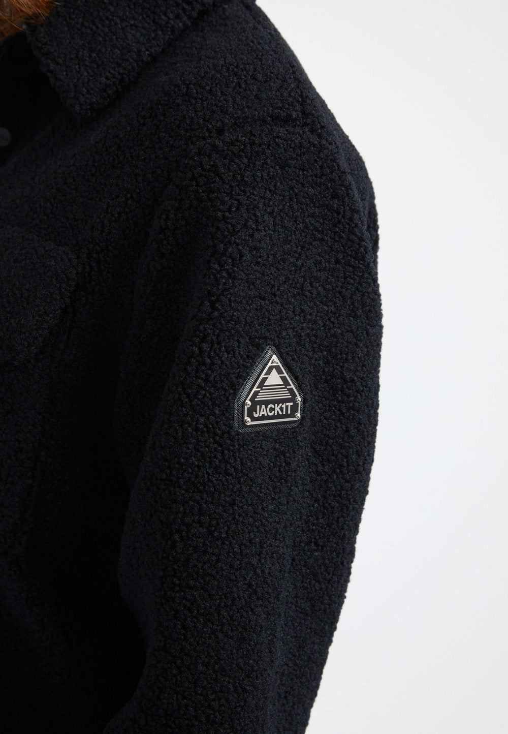 Cropped Sherpa Shirt Jacket Black detail shot by JACK1T