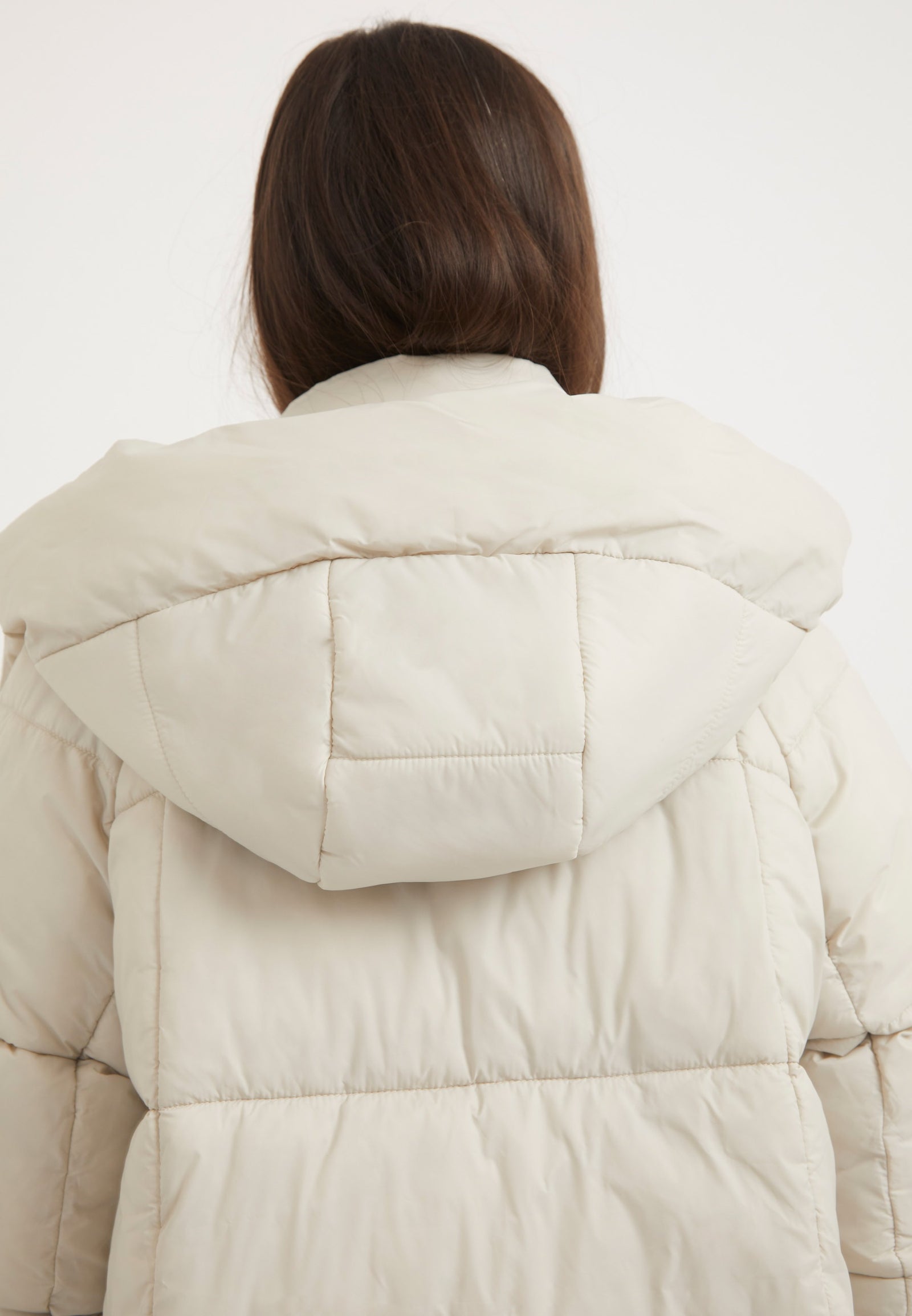 Cloud Prime Jacket Stone detail shot by JACK1T