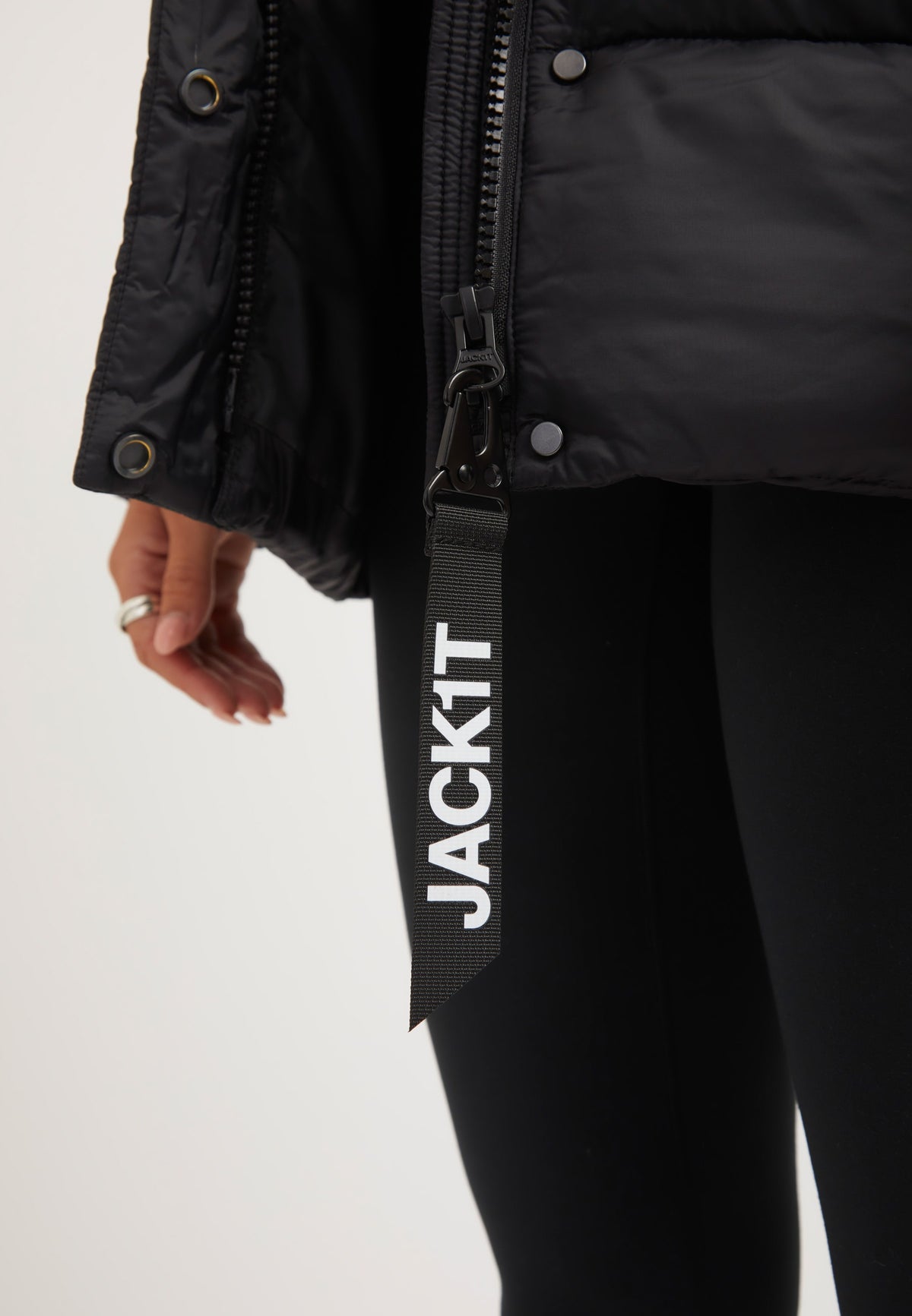 Cloud Prime Jacket Black detail shot by JACK1T