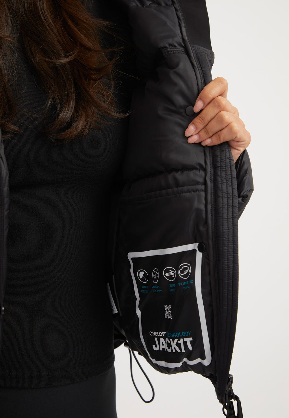 Cloud Boss Jacket Black detail shot by JACK1T