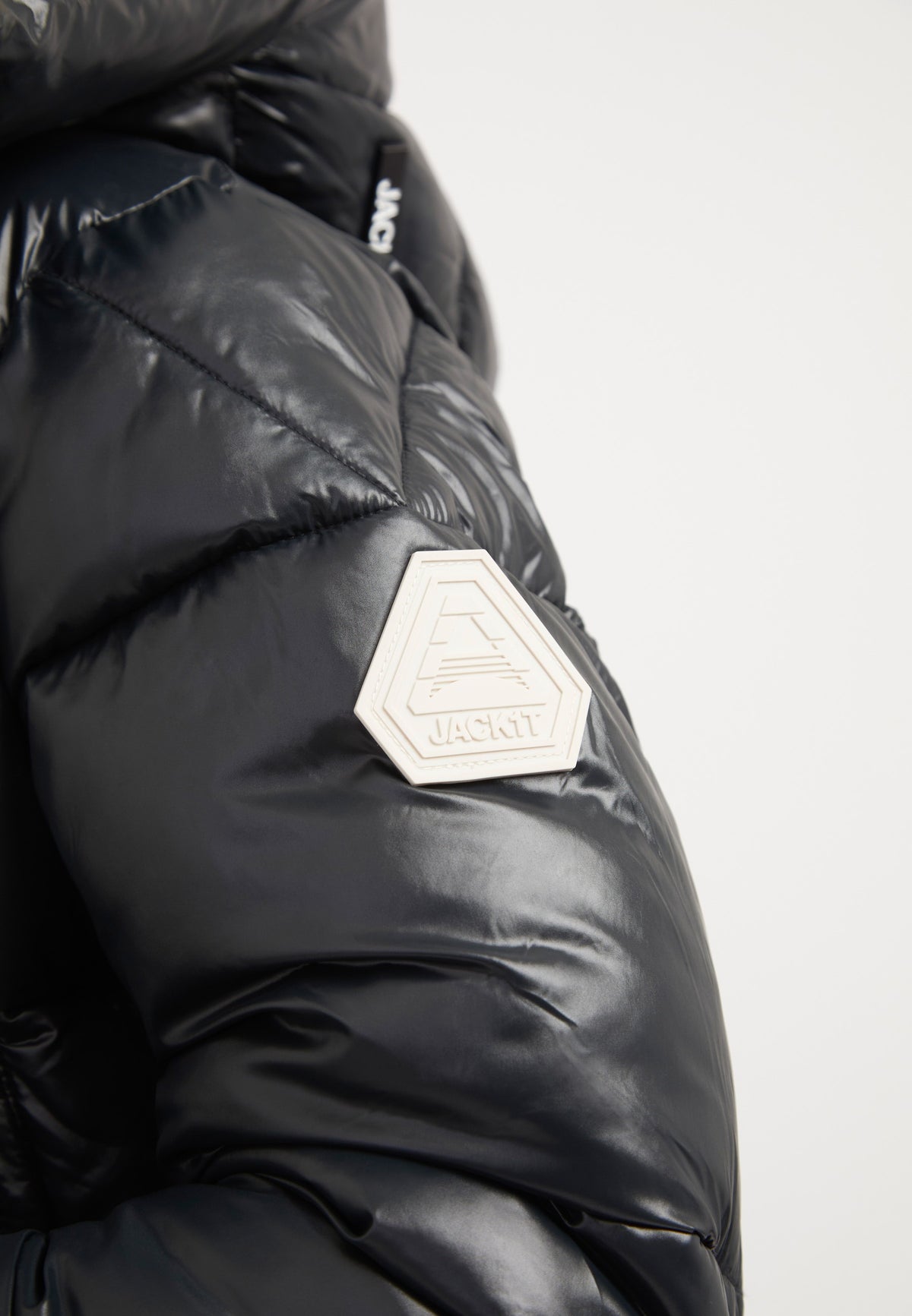 EZ Racer Slick Hood Jacket Black/Pink detail shot by JACK1T