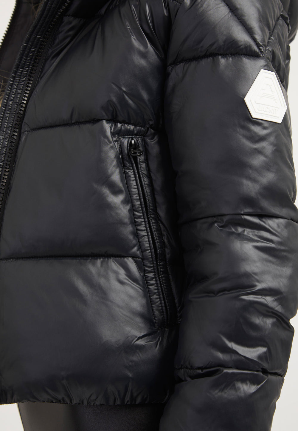 EZ Racer Slick Hood Jacket Black/Stone detail shot by JACK1T
