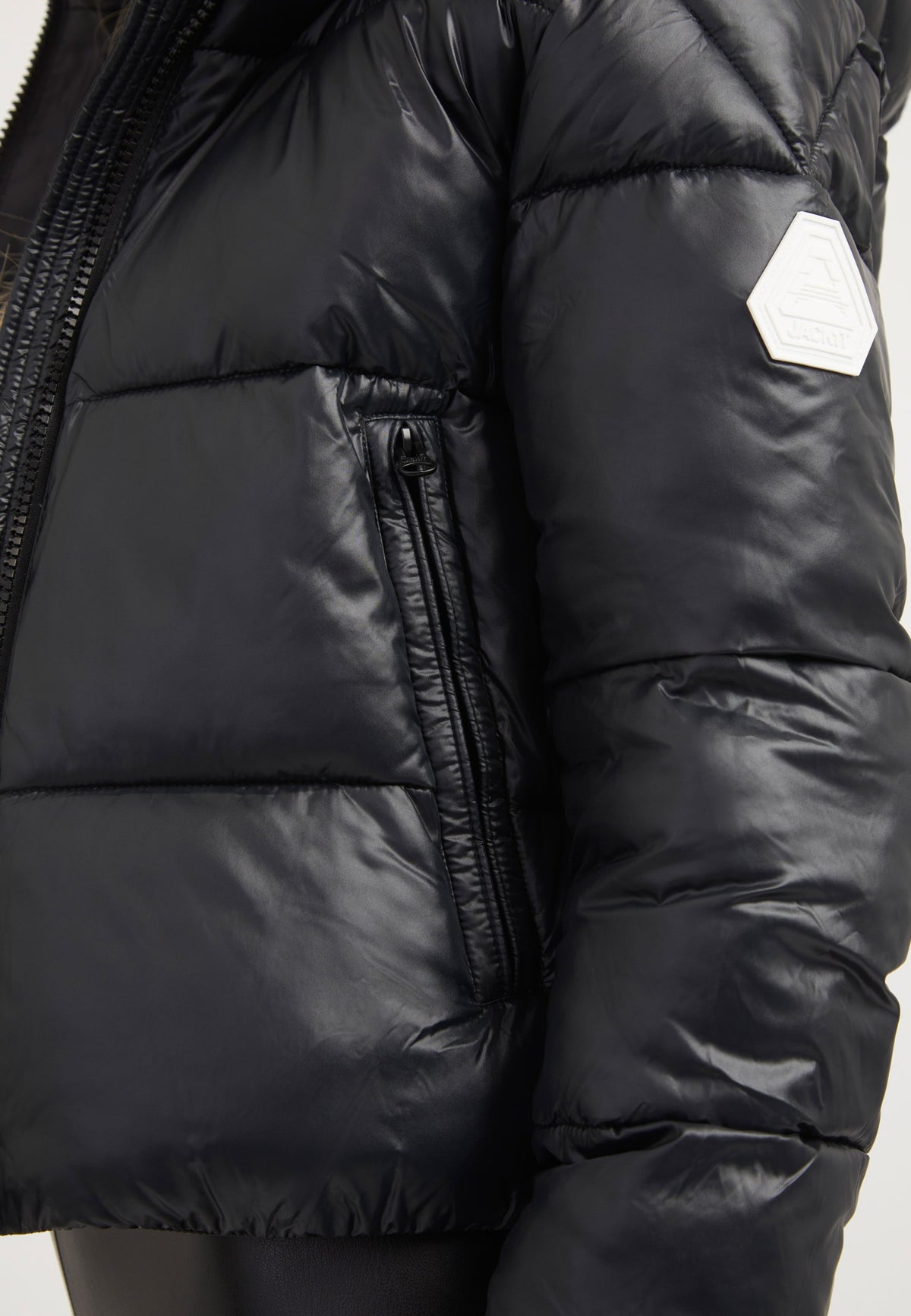 EZ Racer Slick Hood Jacket Black/Stone detail shot by JACK1T