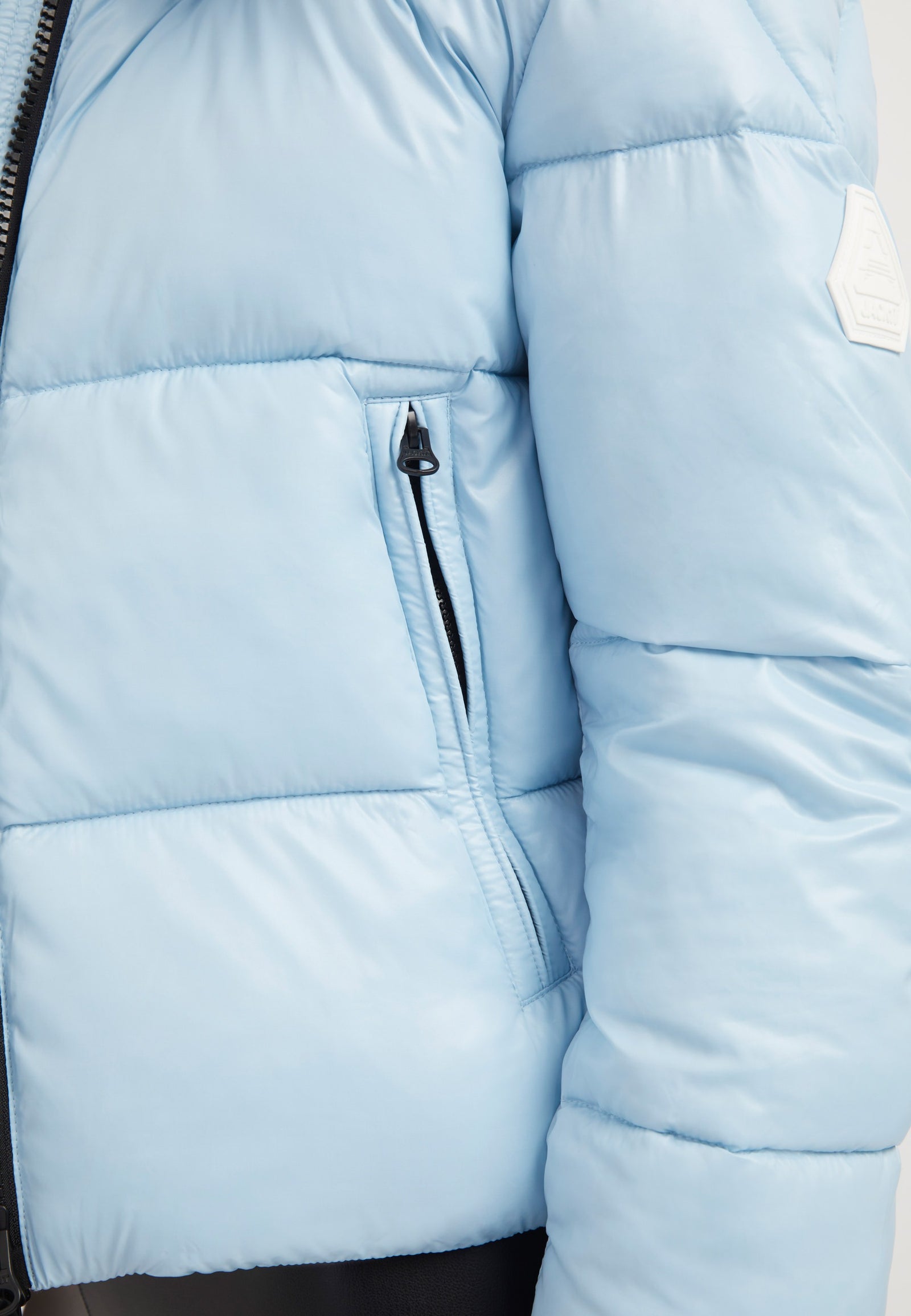 EZ Racer Slick Hood Jacket Powder Blue detail shot by JACK1T