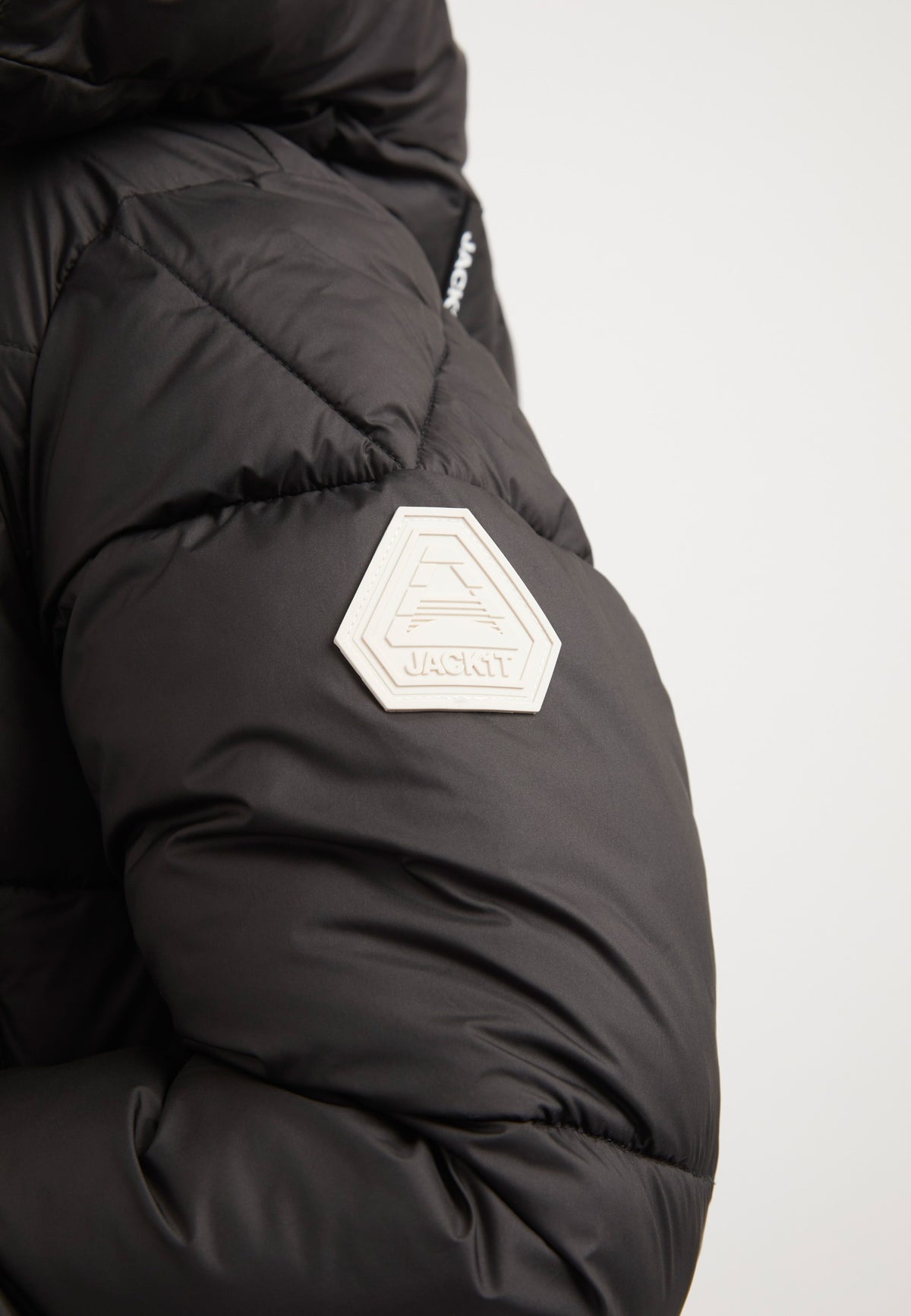EZ Racer Hood Jacket Matt Black detail shot by JACK1T