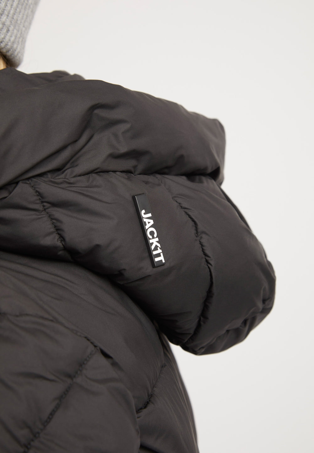 EZ Racer Hood Jacket Matt Black detail shot by JACK1T