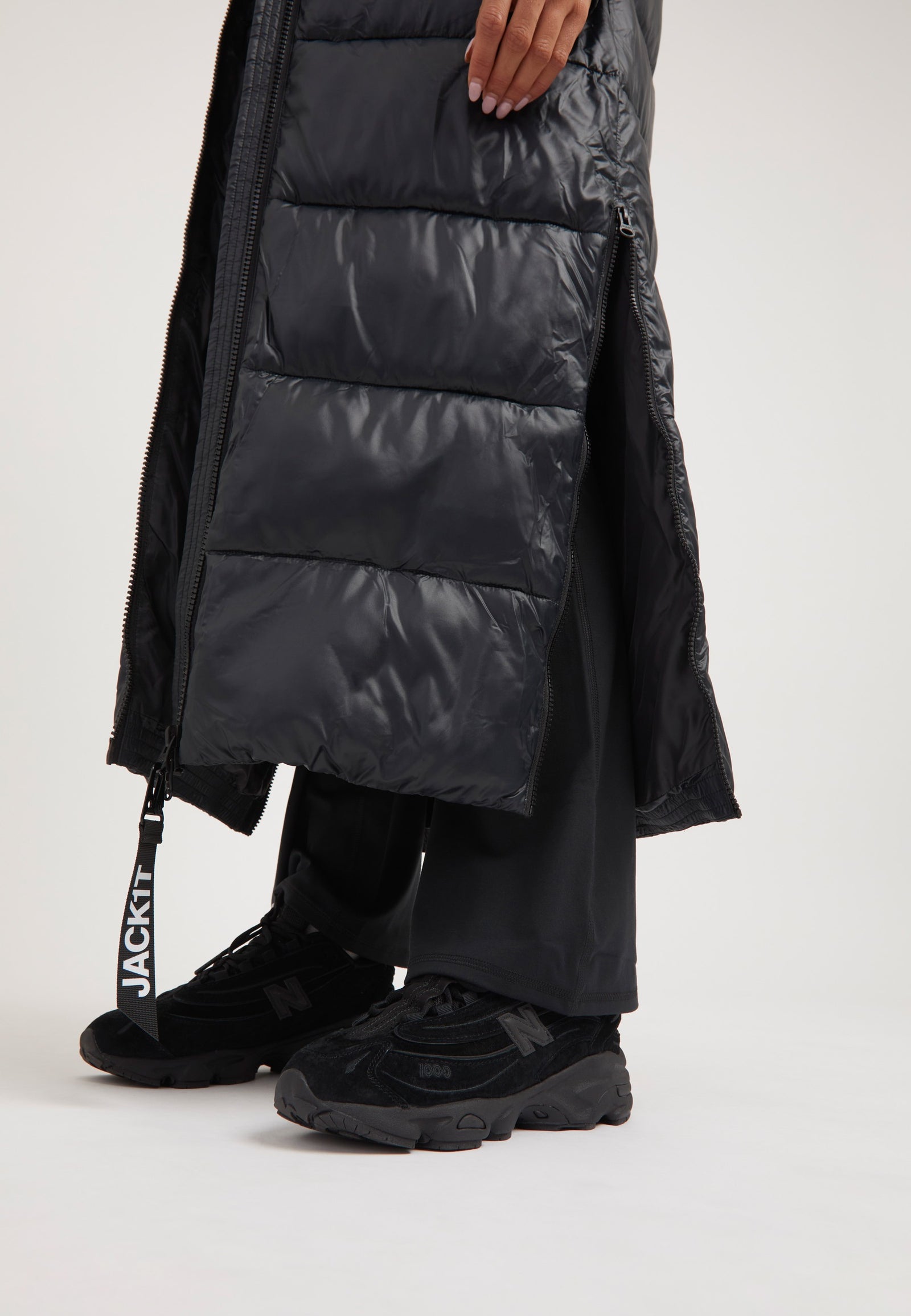 EZ Slick Ultra Long Coat Black/Pink detail shot by JACK1T