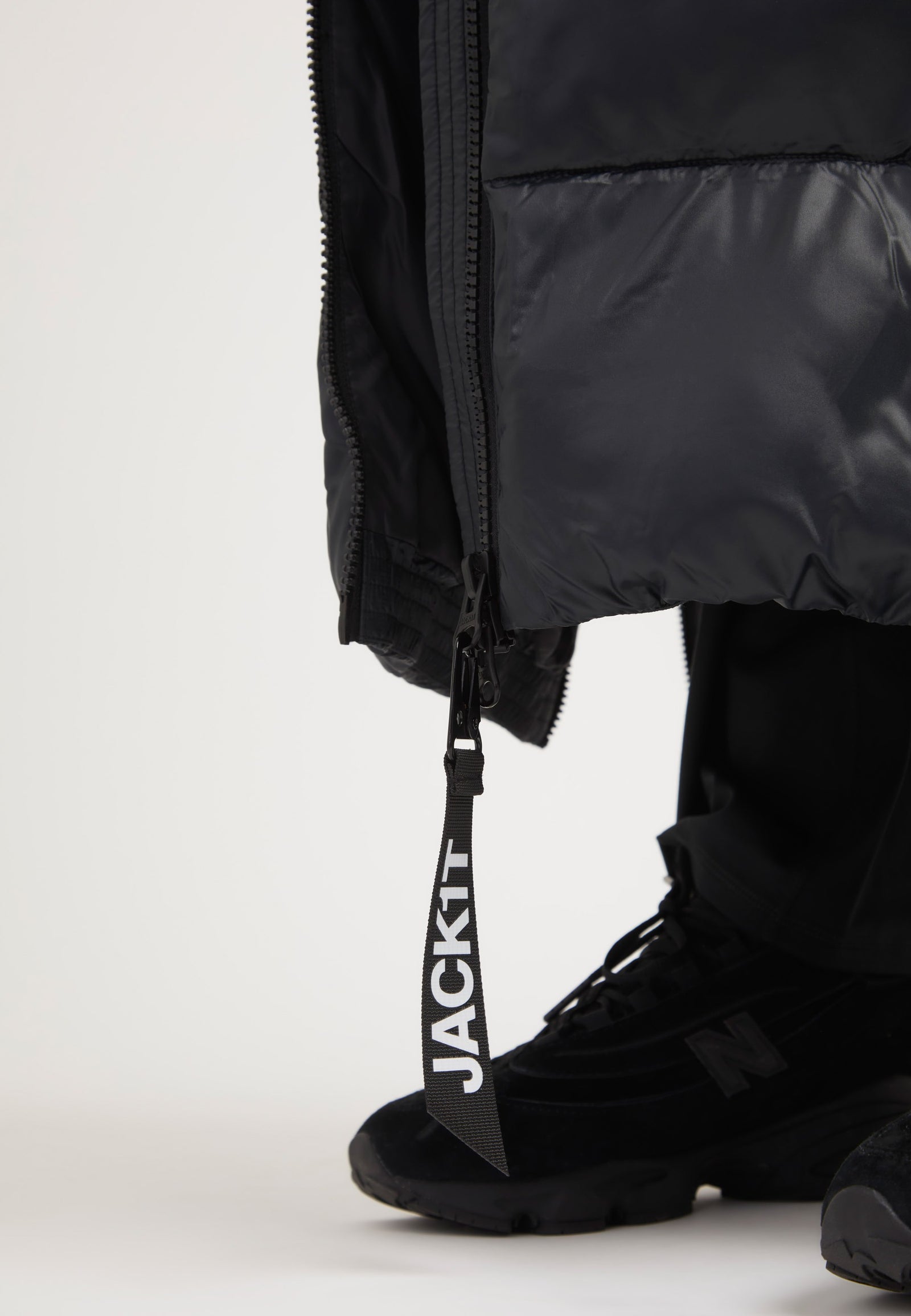 EZ Slick Ultra Long Coat Black/Pink detail shot by JACK1T