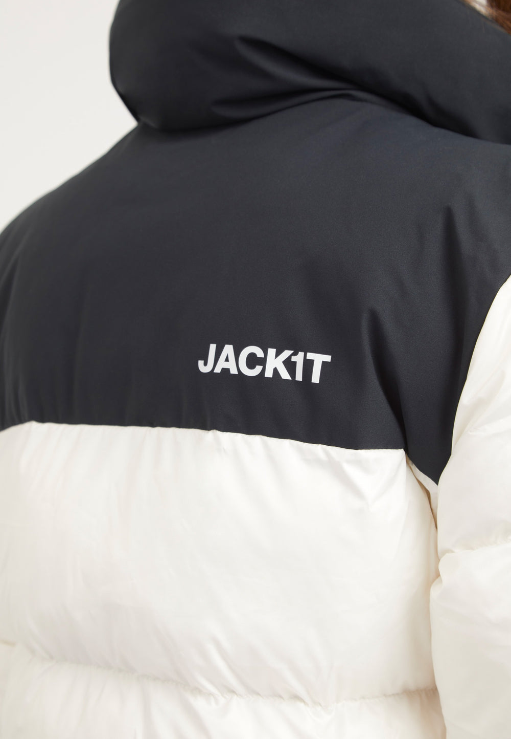Diamond Funnel Jacket Snow/Black detail shot by JACK1T