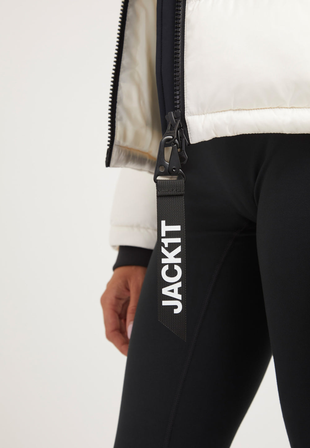 Diamond Funnel Jacket Snow/Black detail shot by JACK1T