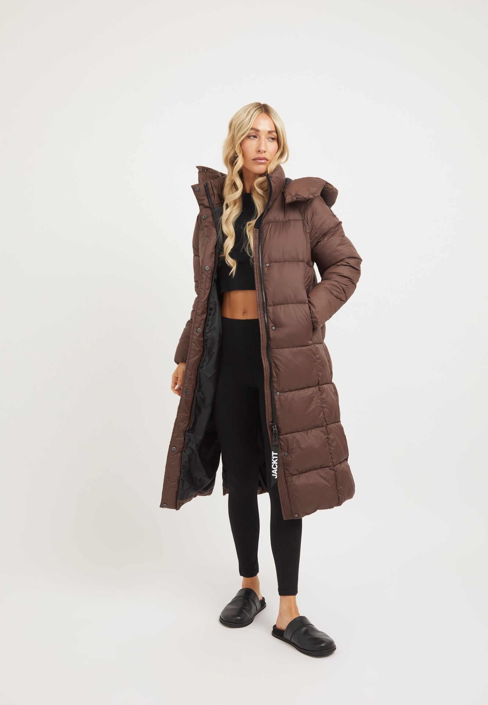 Cloud Boss Coat Mid Brown on model detail by JACK1T