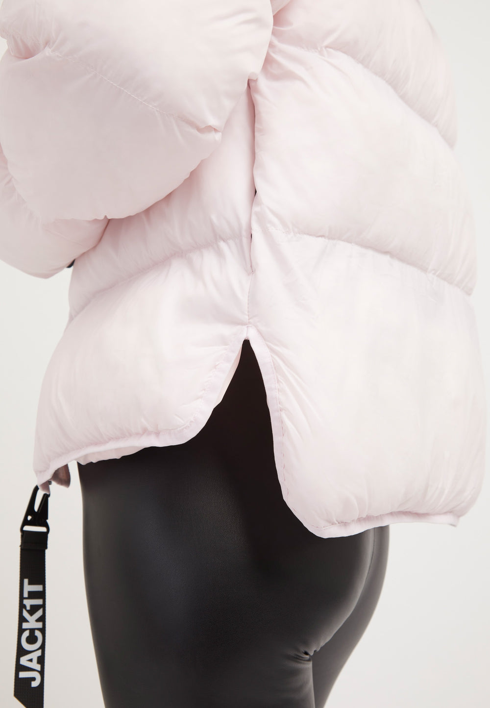 Helio Crop Duvet Jacket Soft Pink detail shot by JACK1T