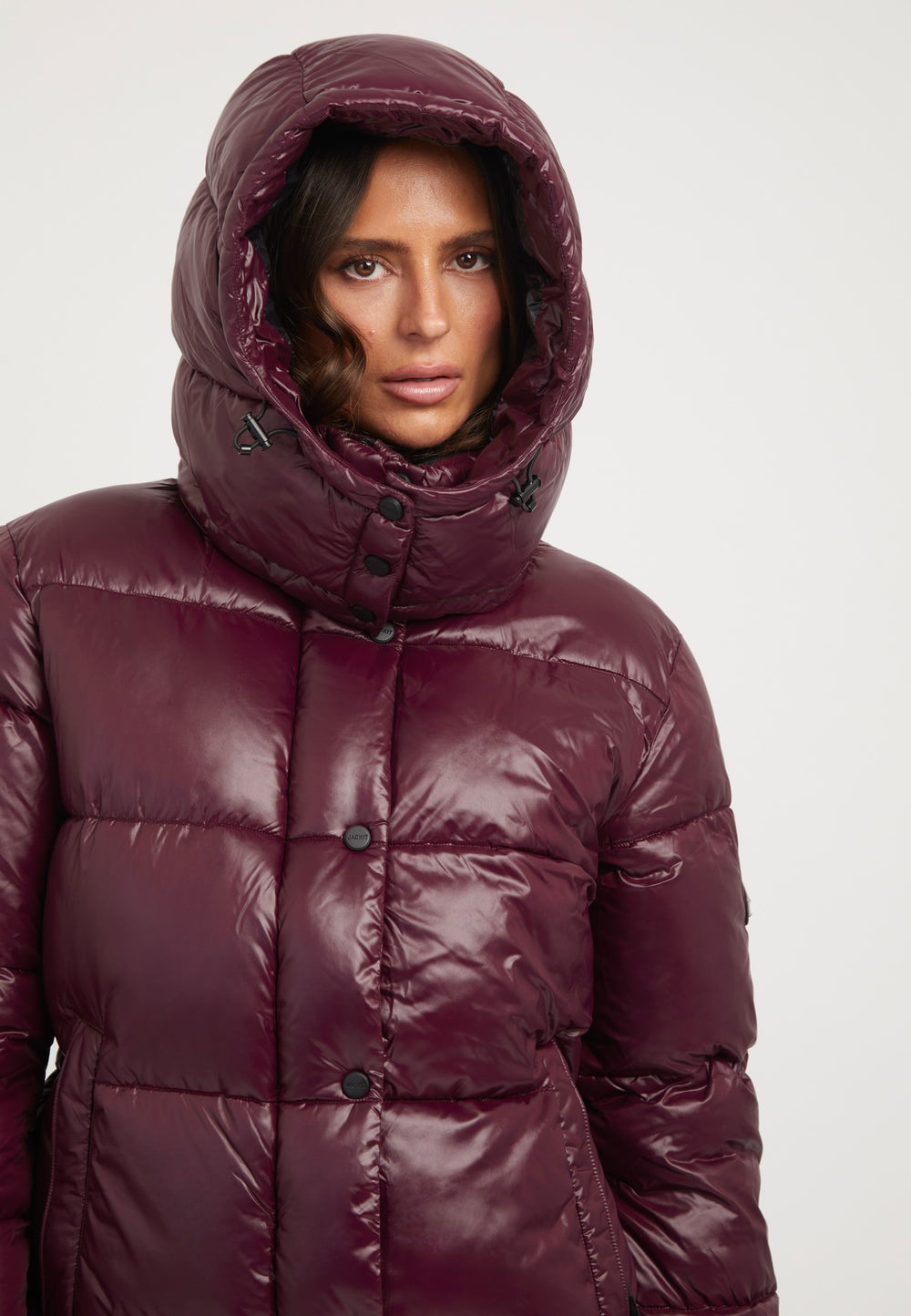 EZ Colonia Jacket Aubergine styled shot by JACK1T