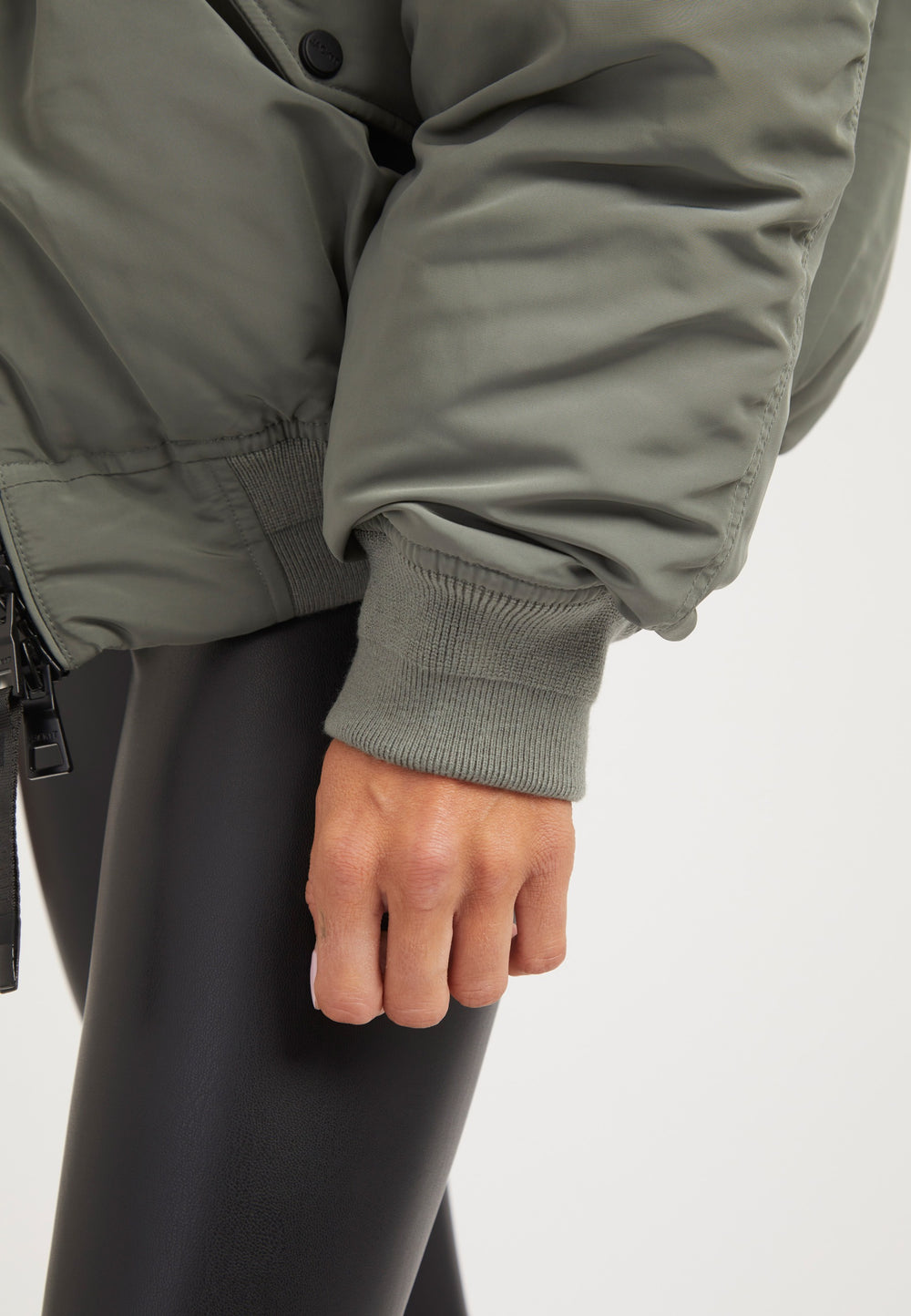 First Rescue Bomber Jacket Olive detail shot by JACK1T