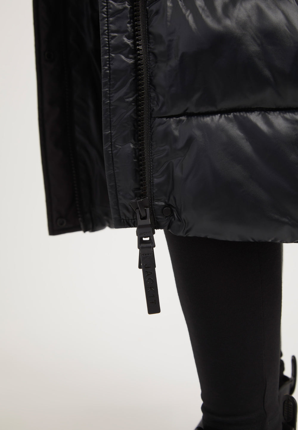 Diamond Belted Extra Long ONELOFT Coat Black detail shot by JACK1T