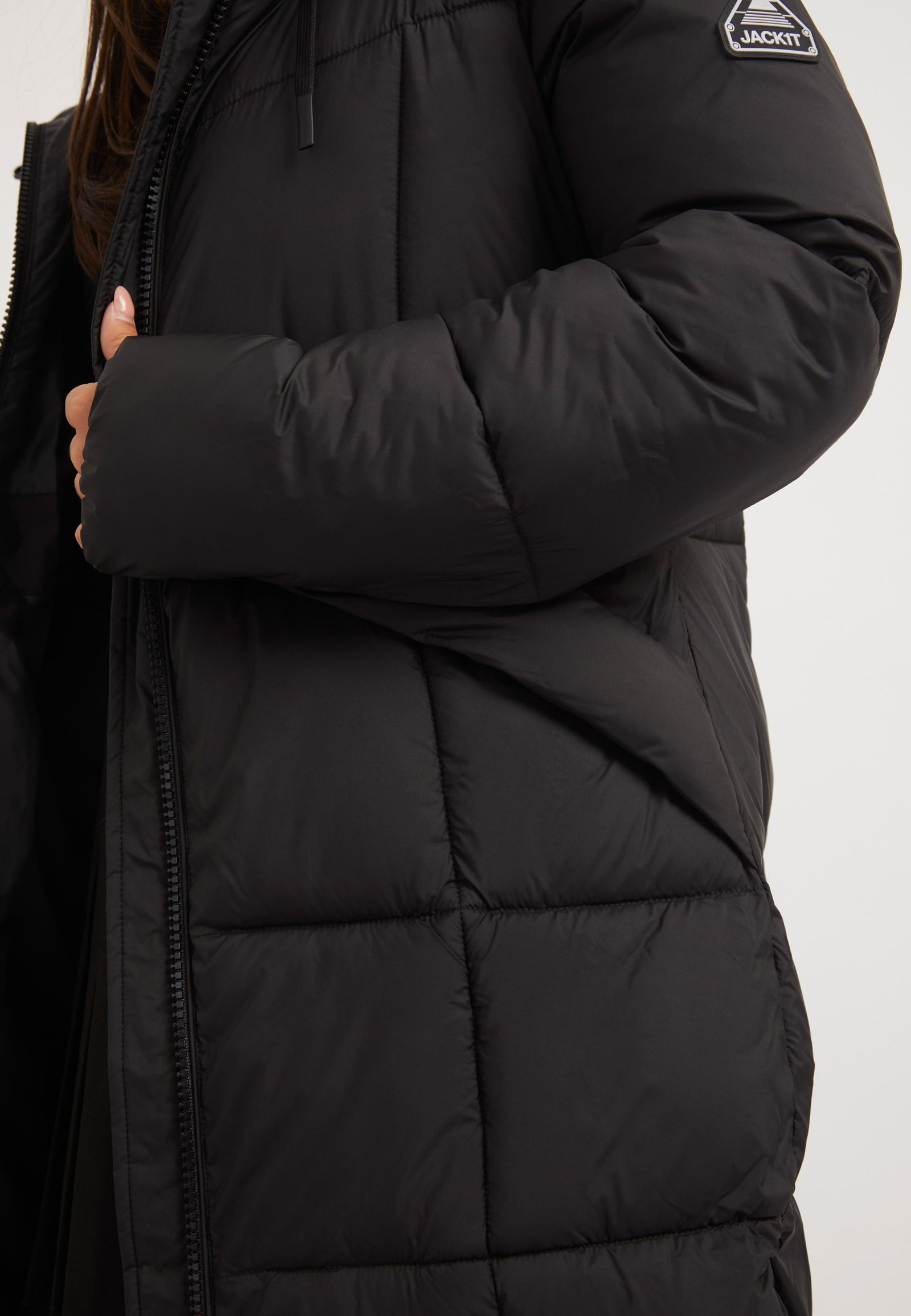Black Star Ex-long Puffer Matt Coat Black detail shot by JACK1T