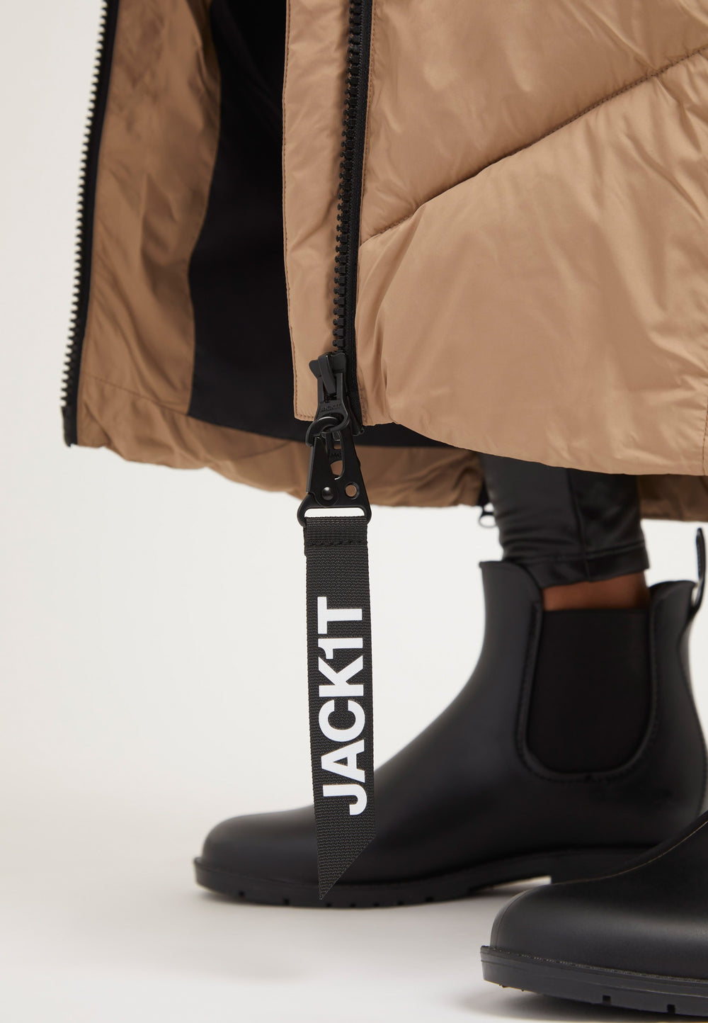 Vector Coat Mink detail shot by JACK1T