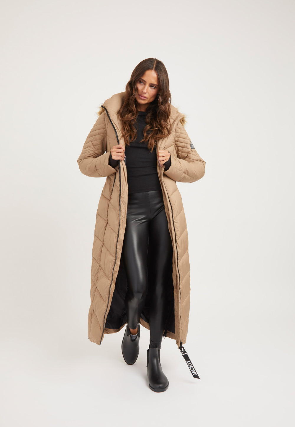 Vector Coat Mink on model detail by JACK1T