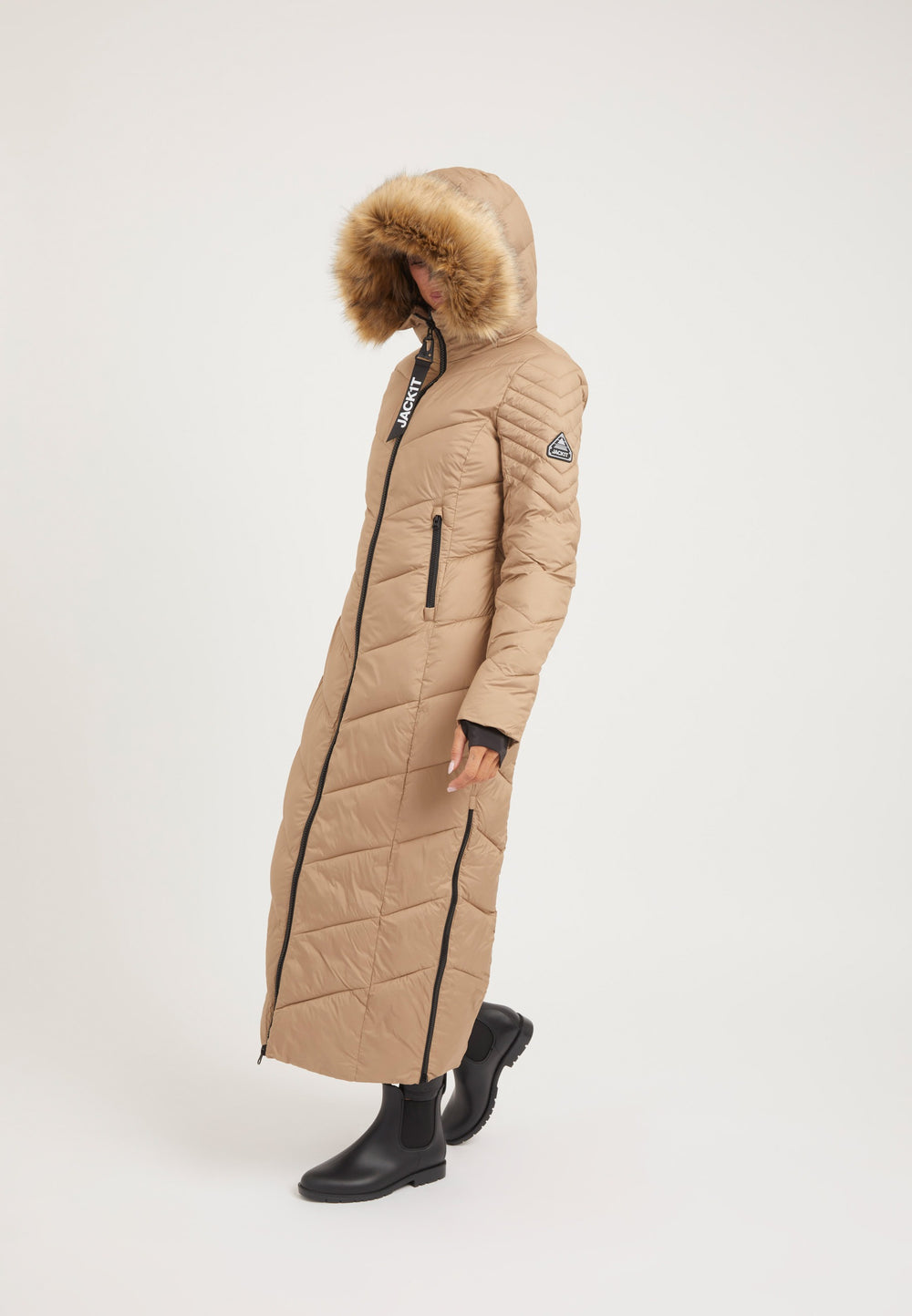 Vector Coat Mink styled shot by JACK1T