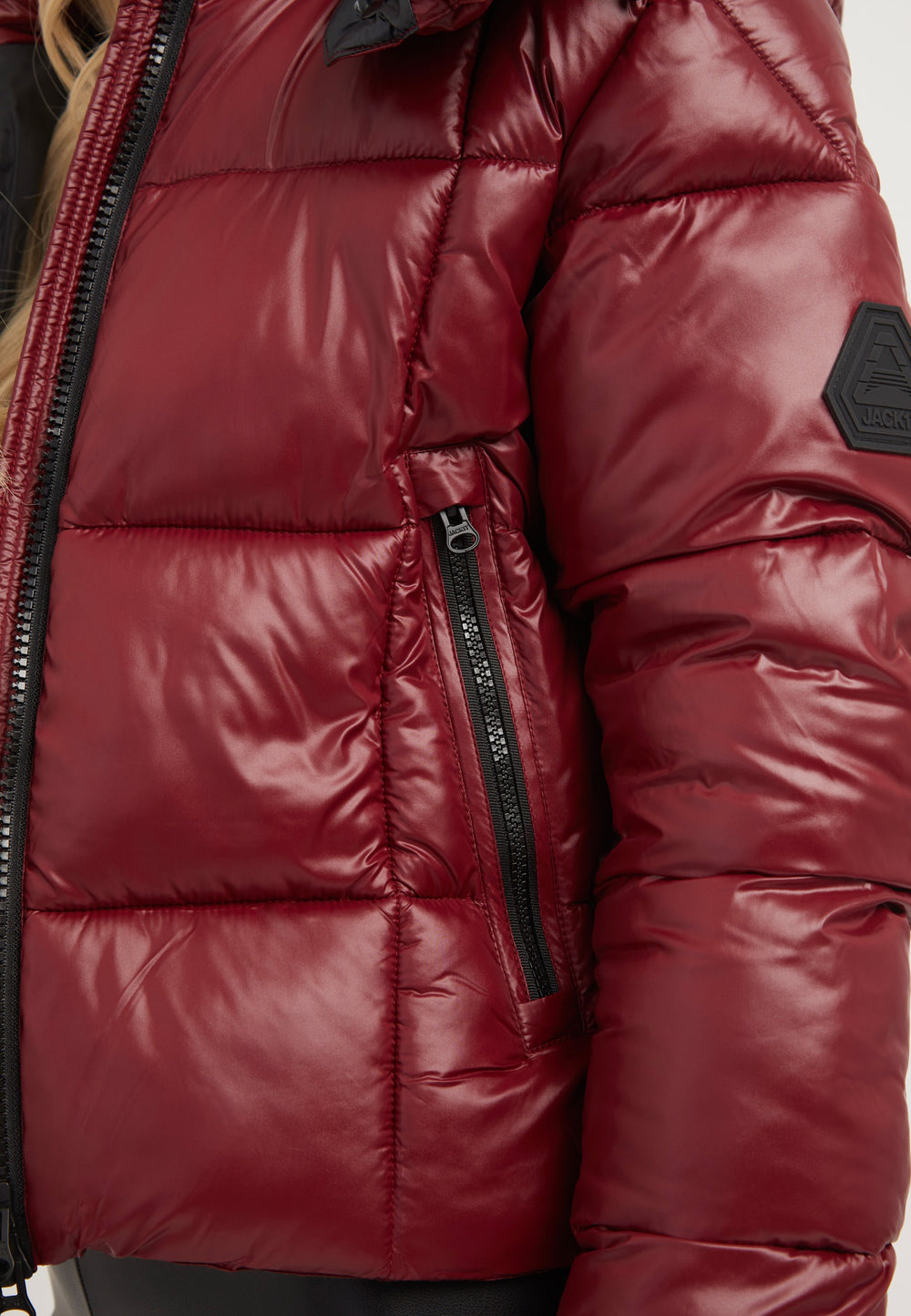 EZ Box Crop Jacket Dark Cranberry detail shot by JACK1T