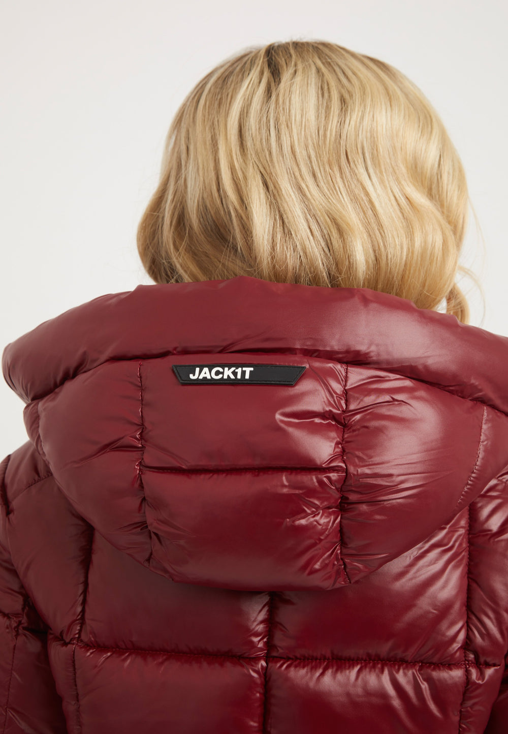 EZ Box Crop Jacket Dark Cranberry detail shot by JACK1T