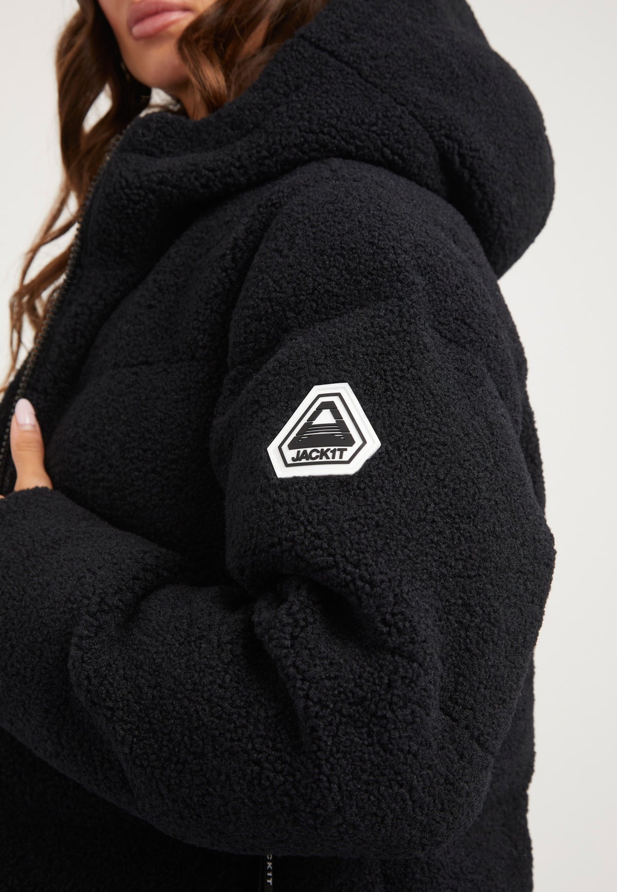 EZ Sherpa Cropped Jacket Black detail shot by JACK1T