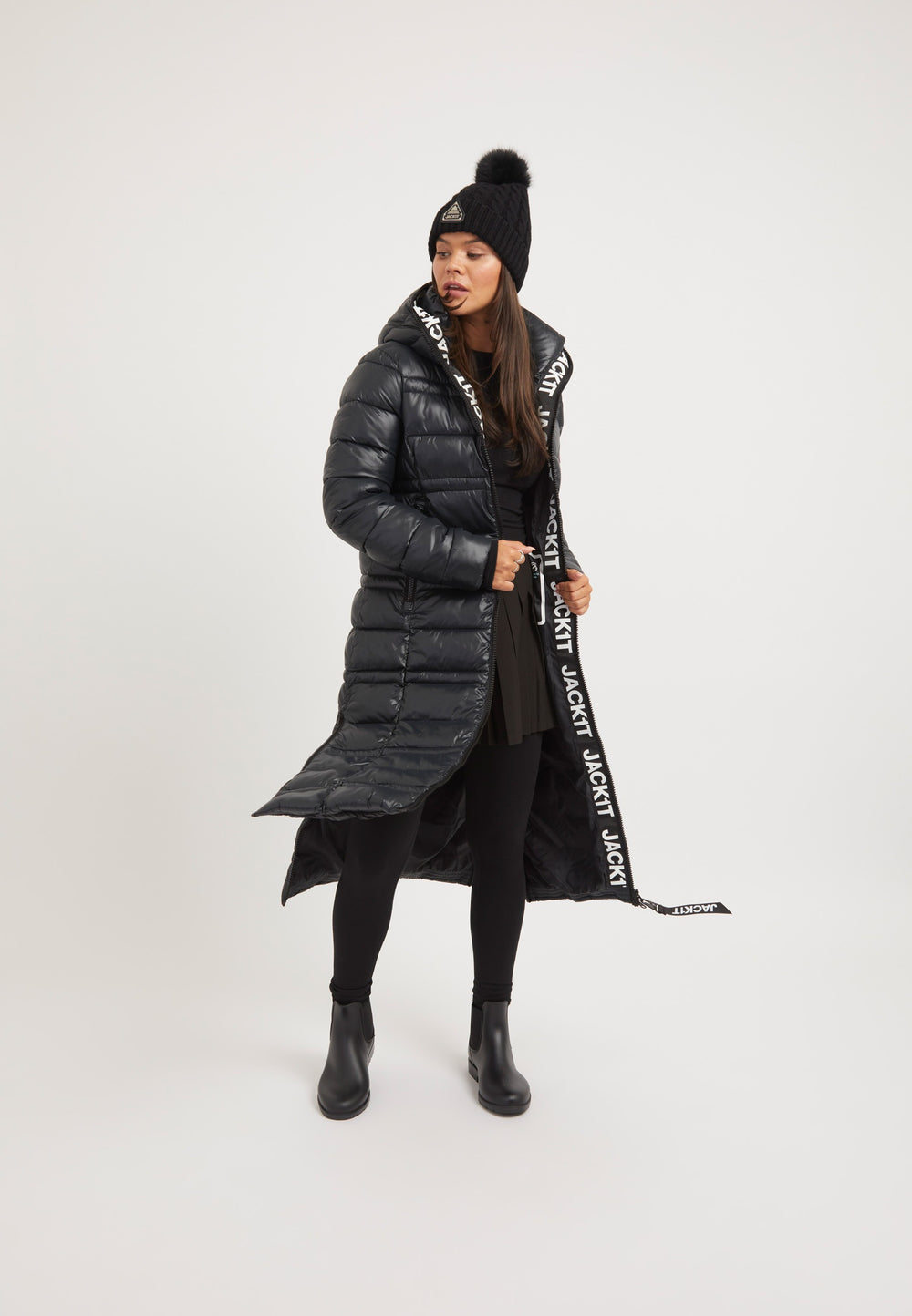 R4D Extra Long Straight Baffle Coat Black styled shot by JACK1T