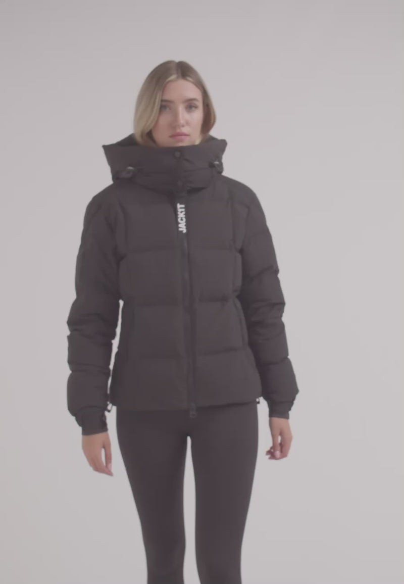 EZ Boxed Racer Down Puffer Jacket Matt Black